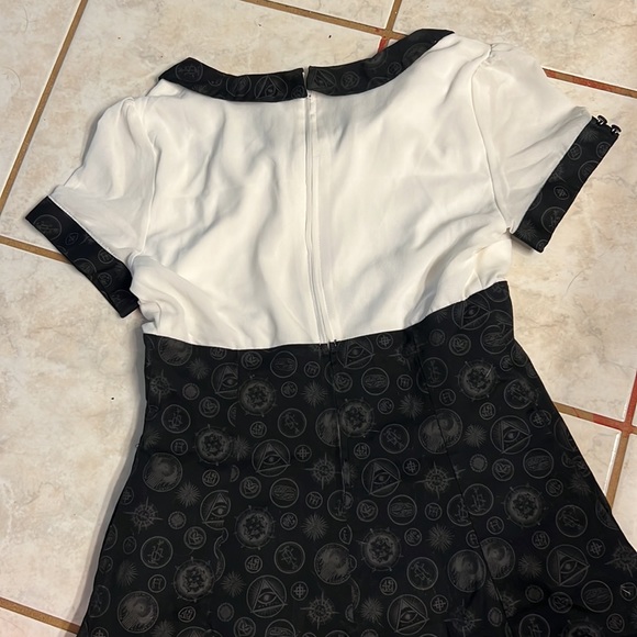 Fantastic Beasts size M - Picture 7 of 9